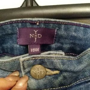 NDYJ jeans